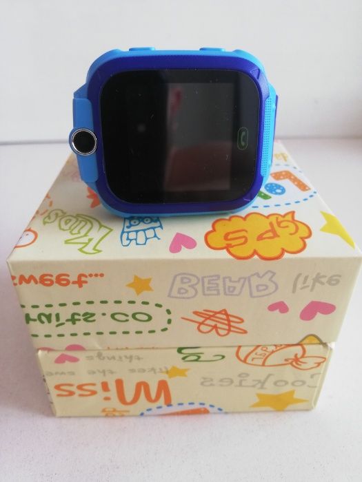 Детские GPS смарт часы Smart Baby Watch S12 с камерой и фонариком