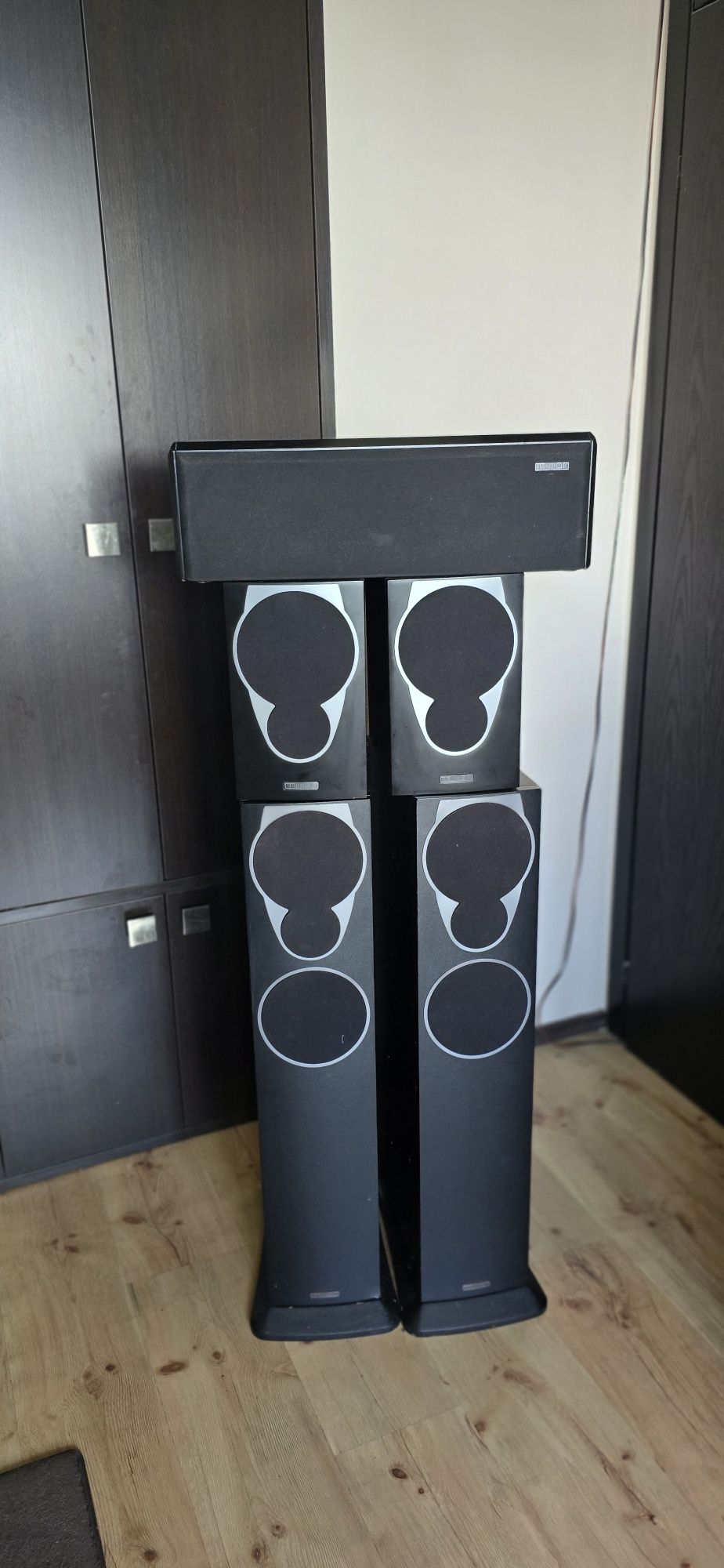 Истинско Домашно кино Denon x2300w + 5.0 колони dolby atmos +wifi+