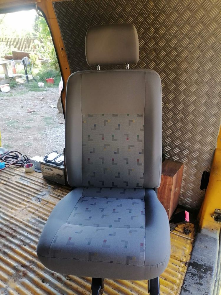 Седалка за среден ред за VW Transporter, Caravelle