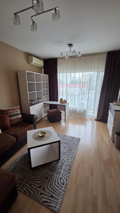 Proprietar-inchiriez garsoniera Rasarit de Soare,Auchan Titan