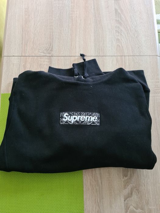 Supreme Black Bandana Box logo