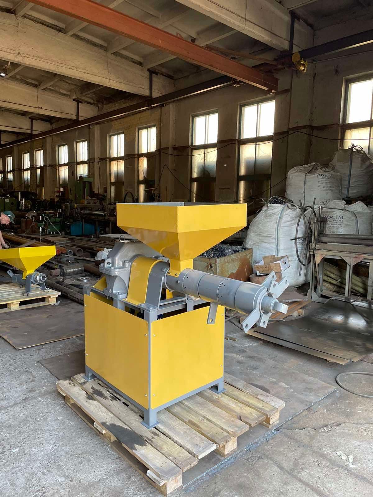 Presa ulei la rece 4 kw