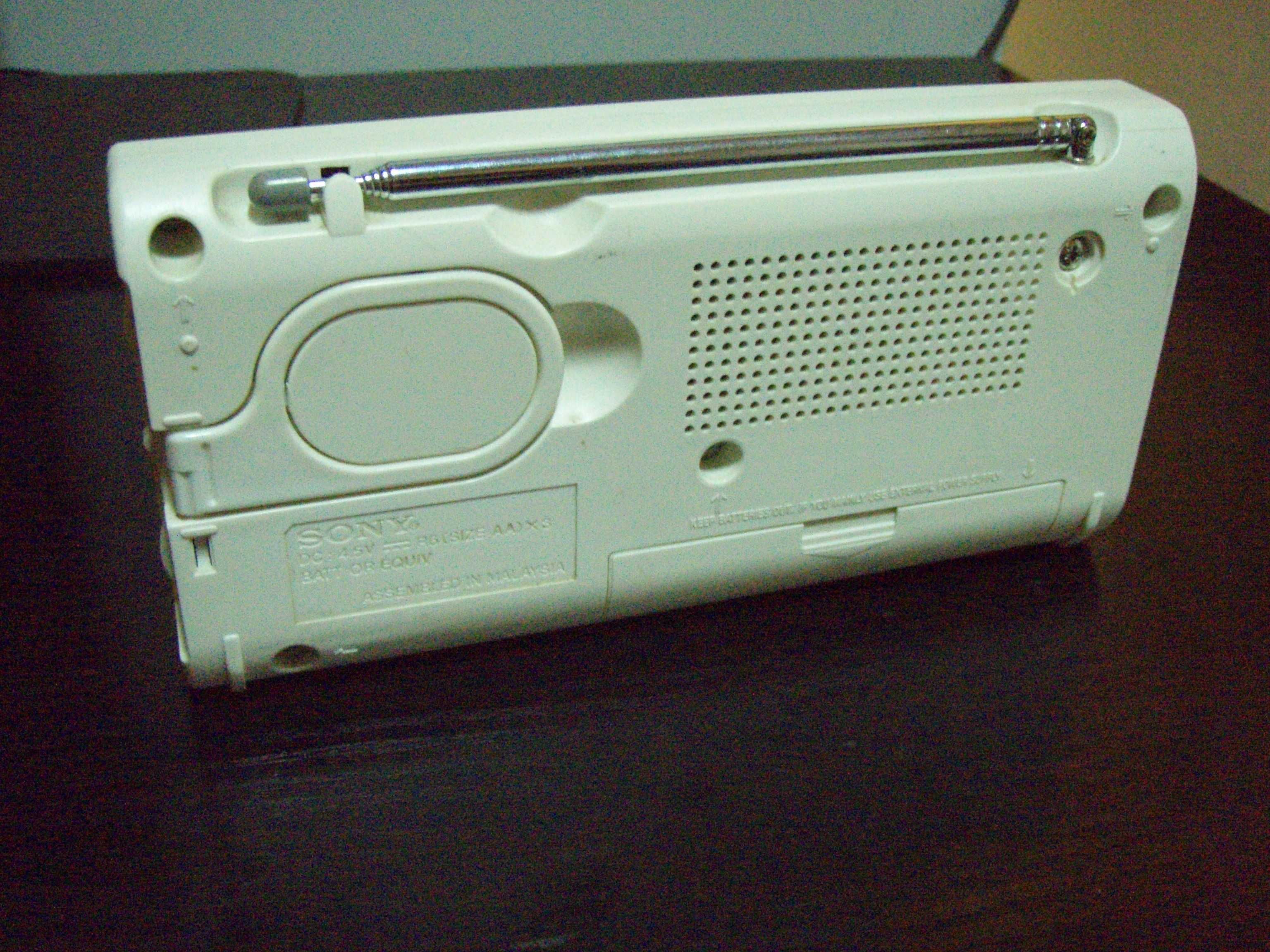 Radio portabil FM MW LW Sony ICF-480L