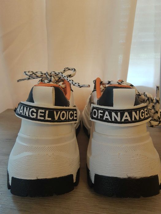 Нови маратонки 37