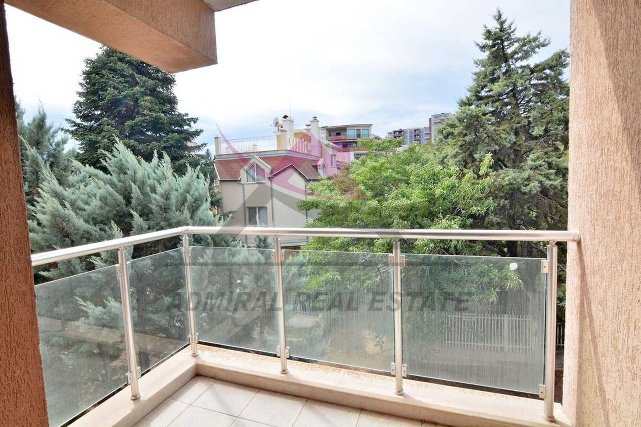 Продава се Тристаен апартамент в к.к. Св.Св. Константин и Елена - 85 кв.м за 1942 €/кв.м - Снимка #8