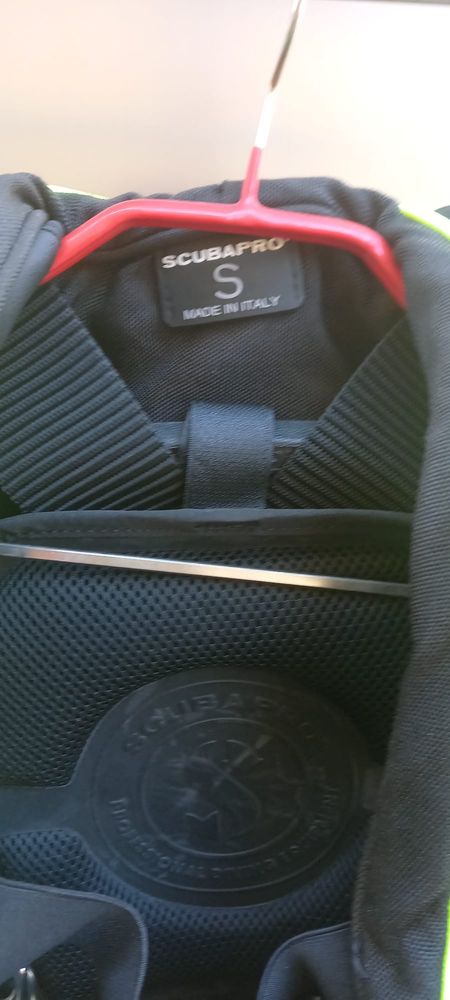 Costum de scufundari SCUBAPRO