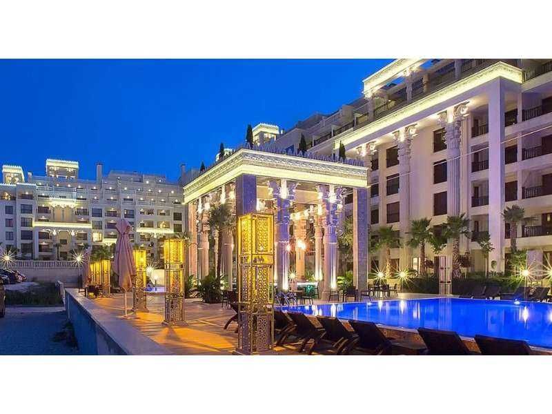 Продава се Двустаен апартамент в Варна, Цветен квартал - 63 кв.м за 2016 €/кв.м - Снимка #19