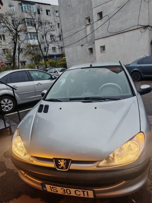 Vând Peugeot 206 , 1.4 motorina