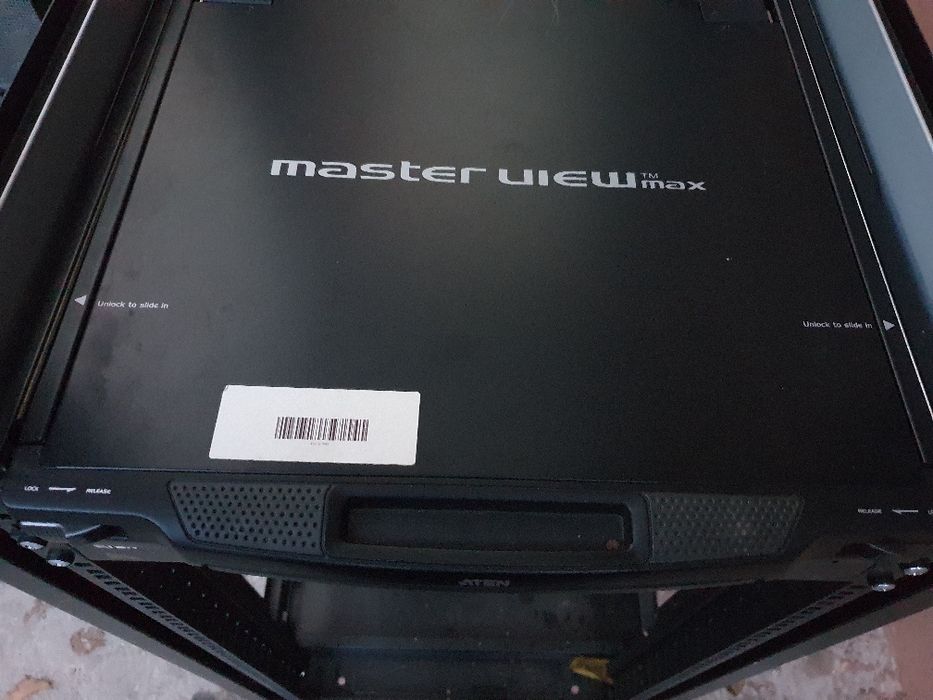 ATEN Master view max LCD console ,Master view plus KVM switch + Rack