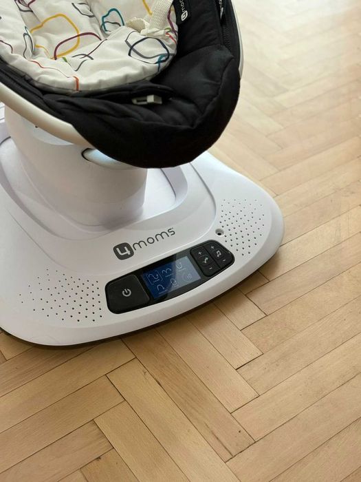 Електрическа бебешка люлка 4MOMS MamaRoo 4.0