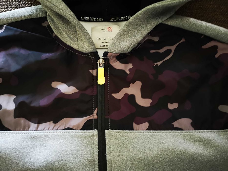 Суичър за тинейджър