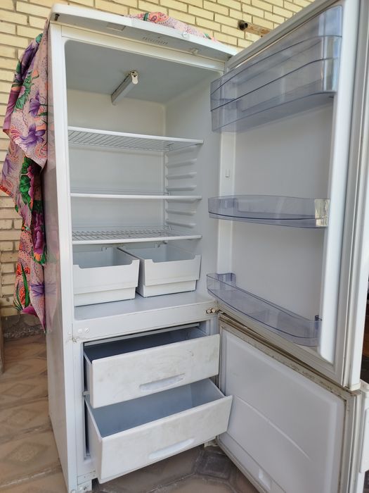 Двухкамерный холодильник Бирюса