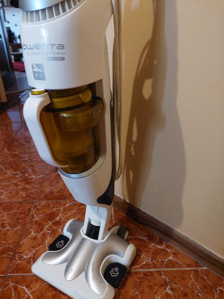 Super aspirator vertical Rowenta