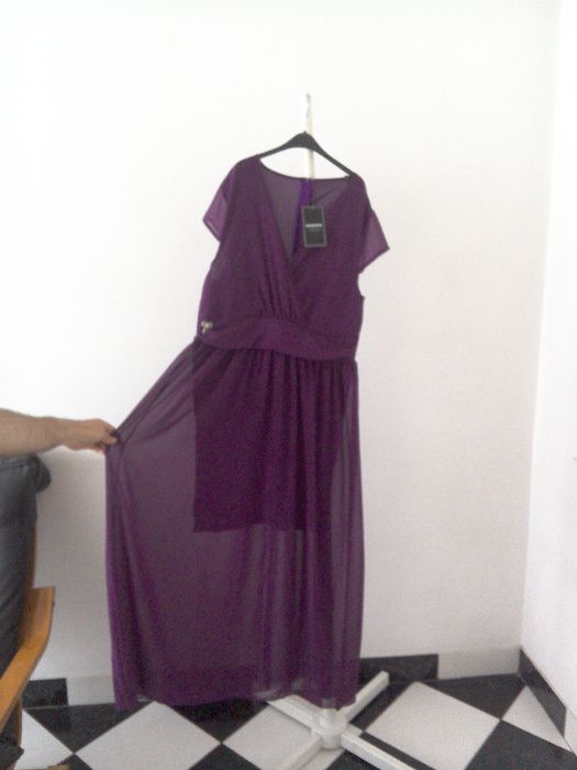 Rochie de ocazie NOUĂ din voal, mov