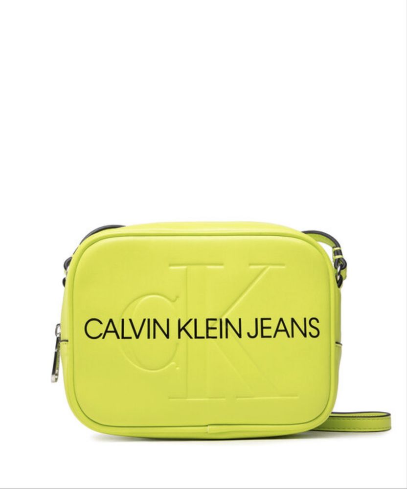 Нова дамска чанта Calvin Klein