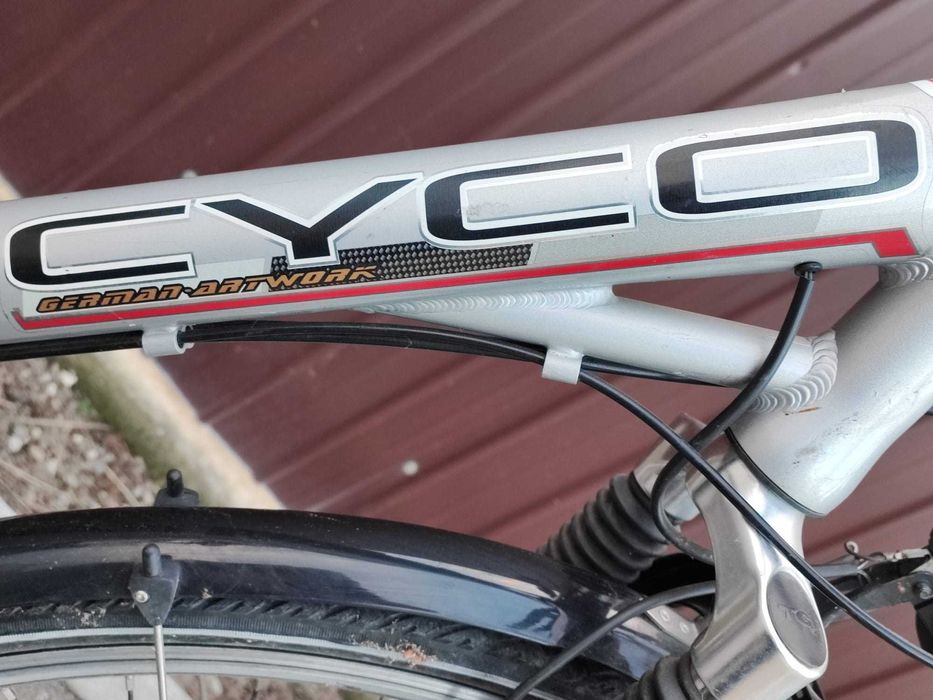 Bicicleta cadru aluminiu, ca noua, echipare Shimano suspensie multipla