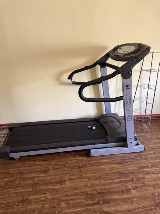 Бегoвая дорожка Kettler