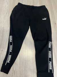 Pantaloni puma L