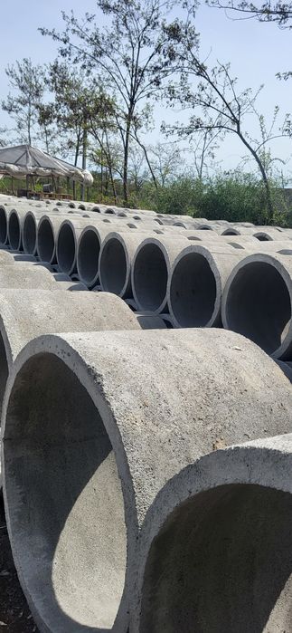 Foraje fântânii cu tuburi beton