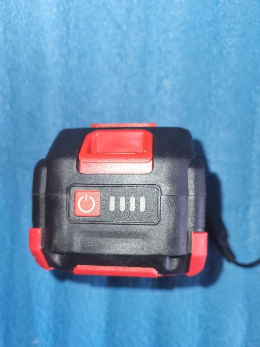 baterie/ acumulator 18 volti - 3 Ah - compatibila cu MT-01