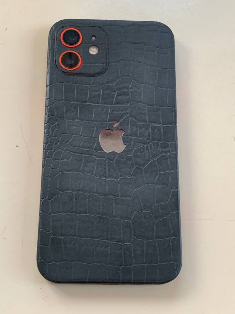 iPhone 12 64 Red Product