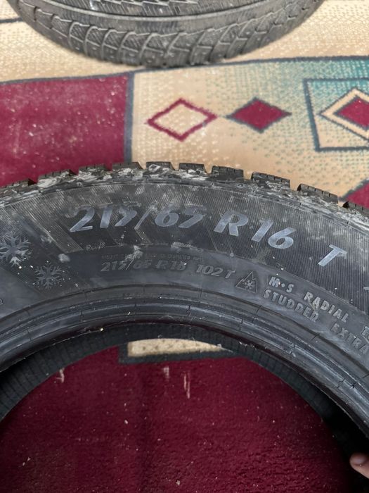 Продам 2 балона R16   215/65  за 5000 тг.