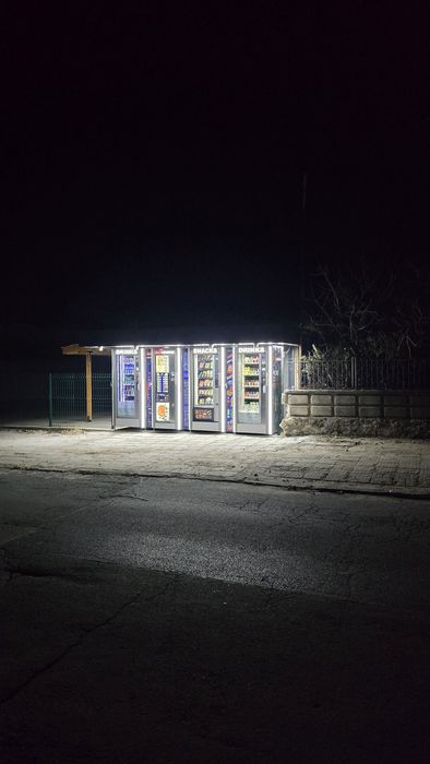 Четворна кутия за вендинг автомат