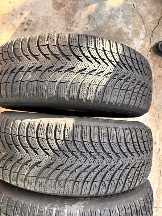 225/60/16 Michelin