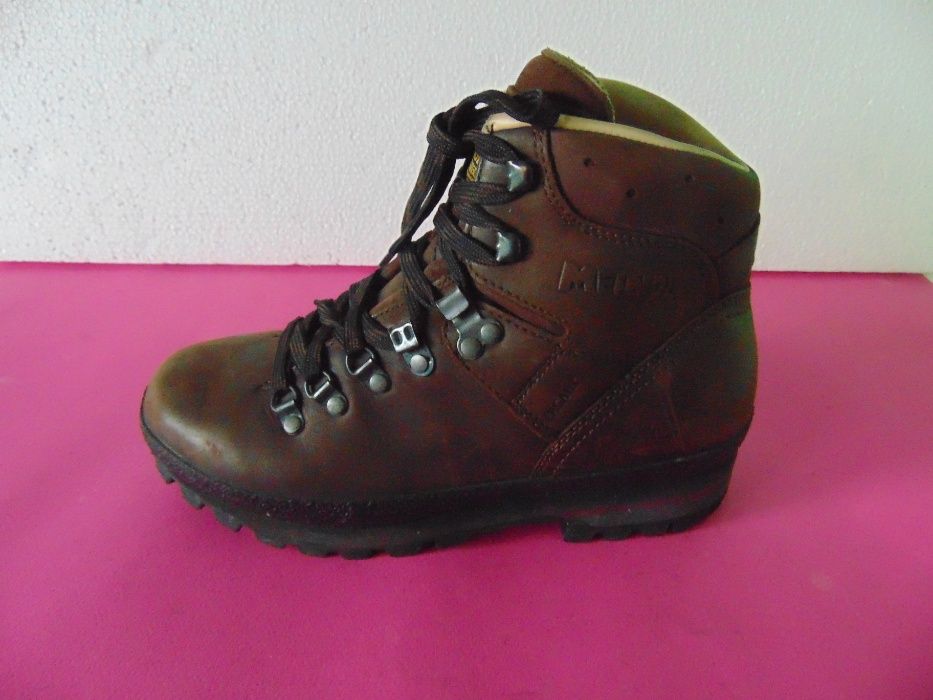 Meindl vibram номер 40 Оригинални ловни туристически обувки