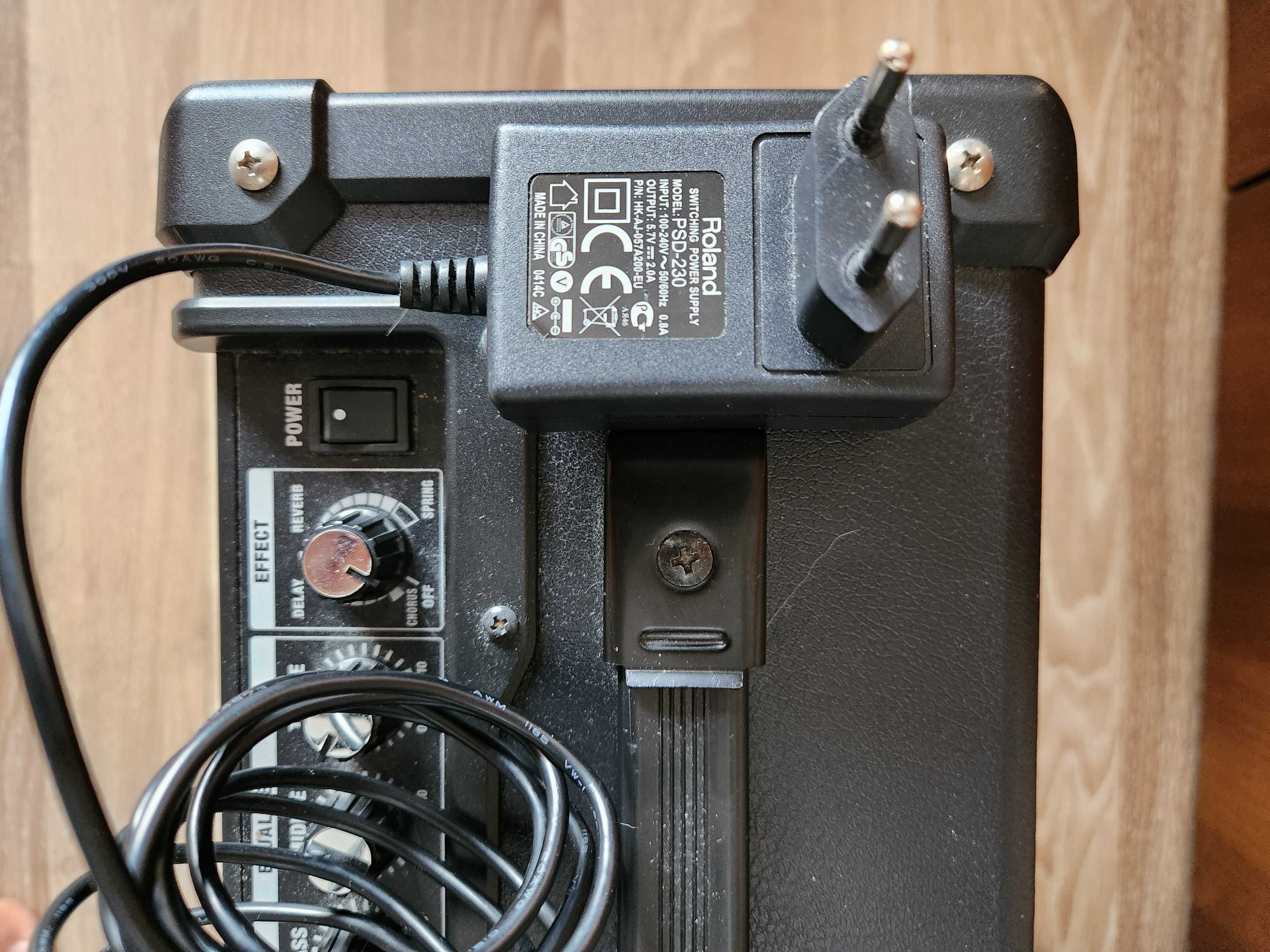 Китарно кубе Roland Cube GX10