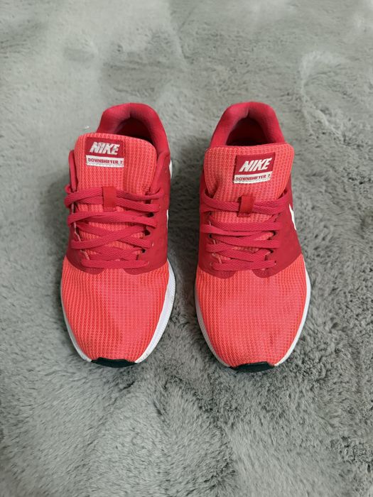 Adidasi Nike Running