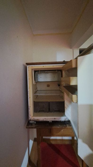 Чирчик шахар 
Октябр  
#1-хона 4-этаж 
Квартира ижарага берилади 
Н