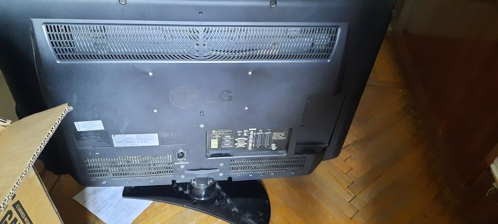 Televizor LCD LG, mare, 81cm, FullHD, 32LH3000