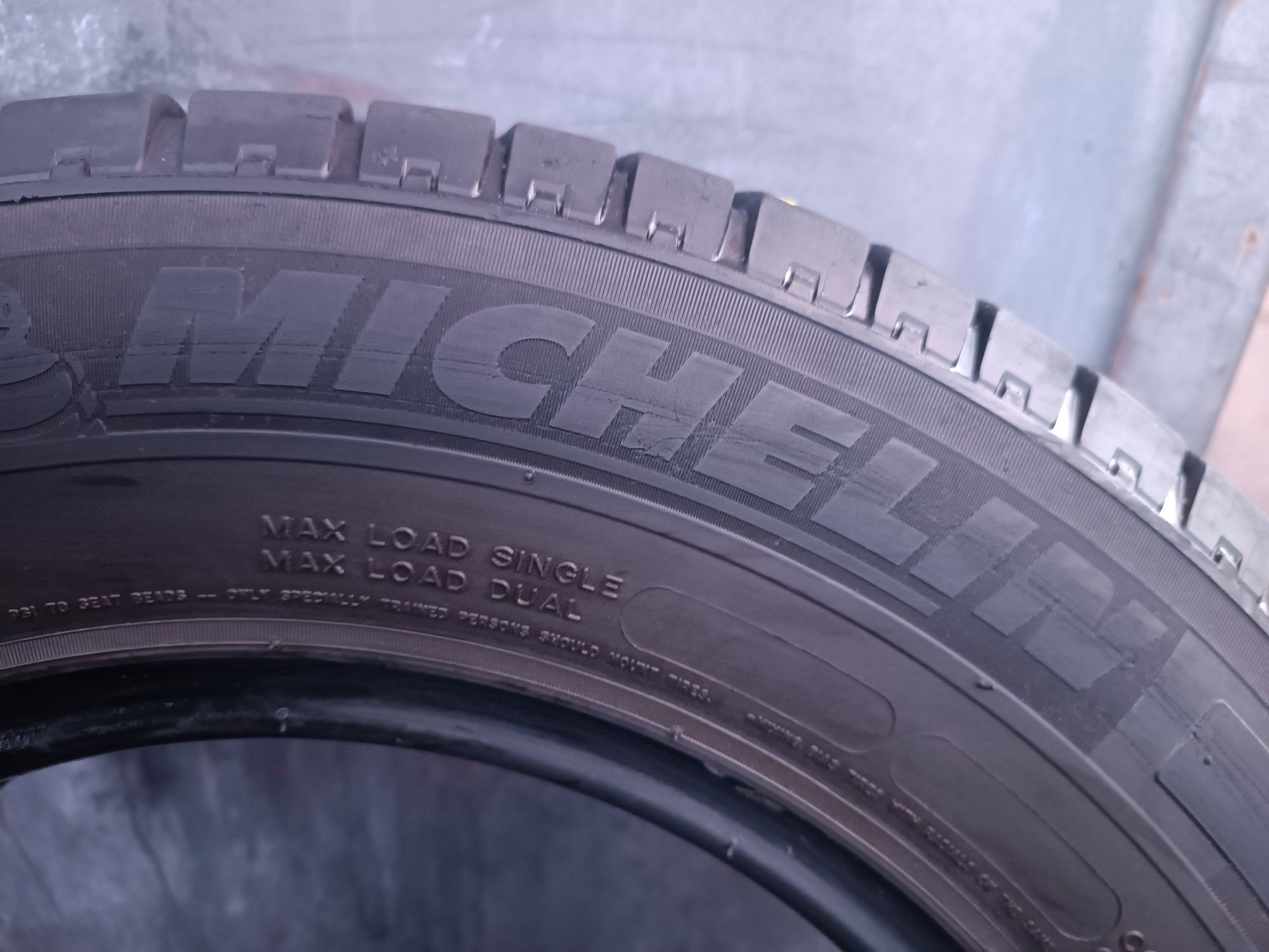 215/70/15 C Michelin