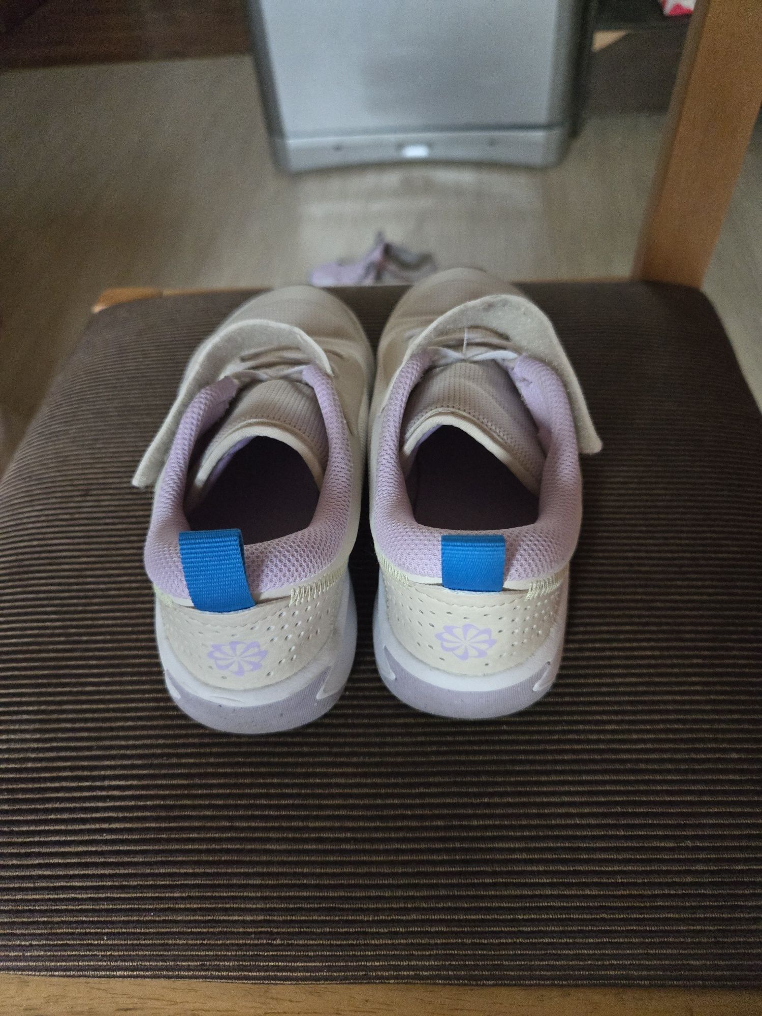 Маратонки за момиче Nike номер 34