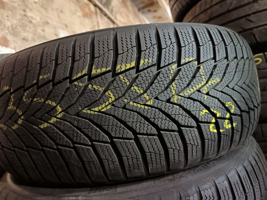 Anvelope MS iarna 235 55 17 nexen 2022 7.5mm