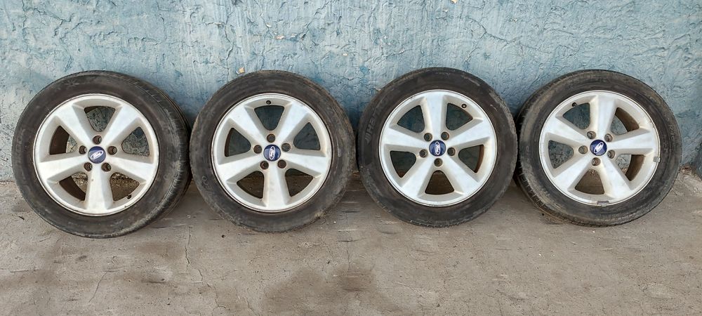 Vând jante aliaj 16" Ford Focus