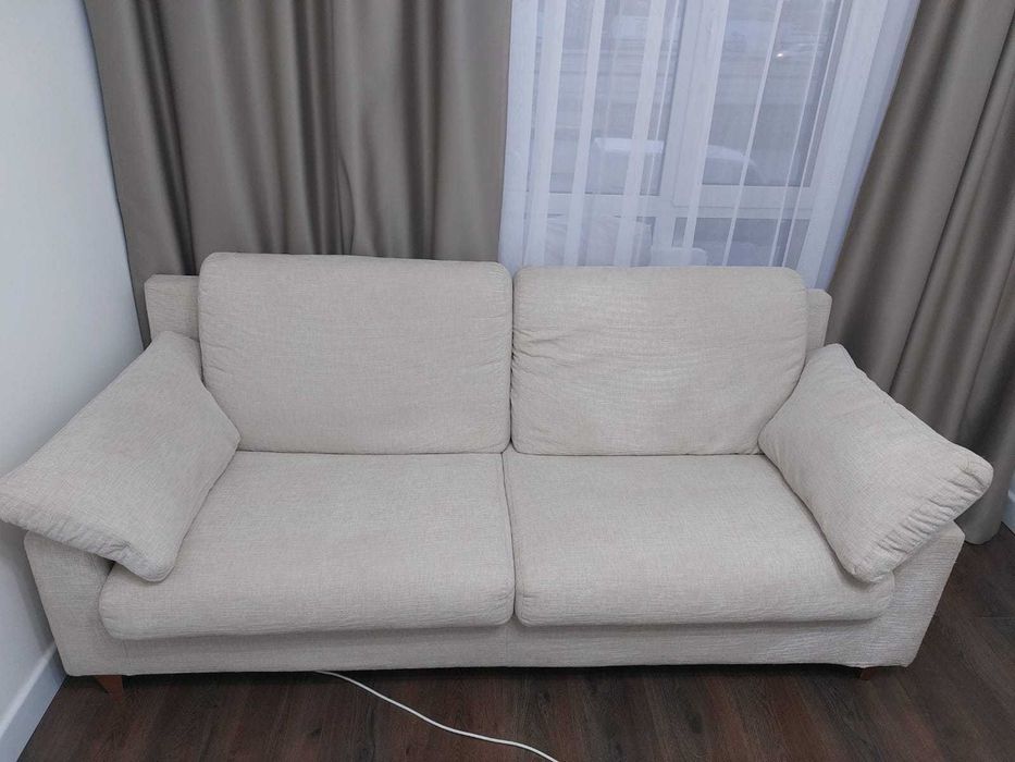 Продам диван качественный