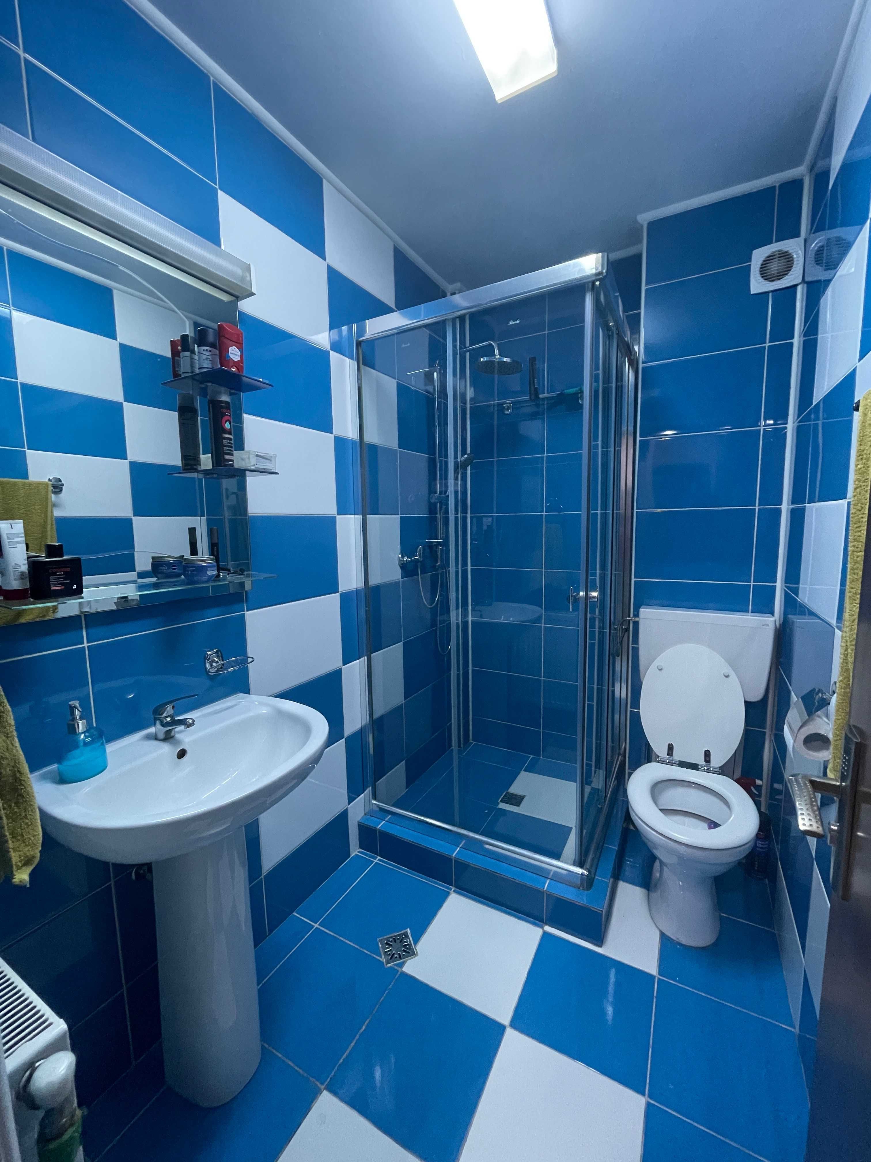Direct Proprietar Studio lux Compozitori