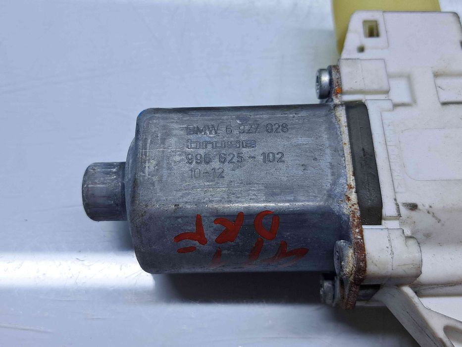 Motoras geam dreapta spate Opel Astra J [Fabr 2009-2015]