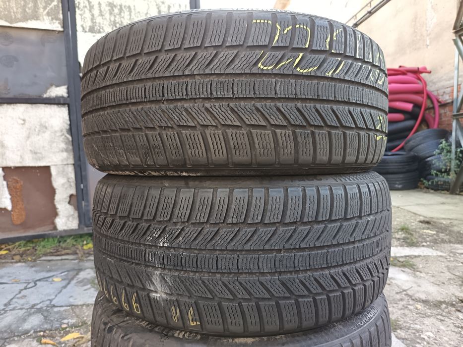 Anvelope MS iarna 225 40 18 continental 2021 și 2024 5.5-6.5mm