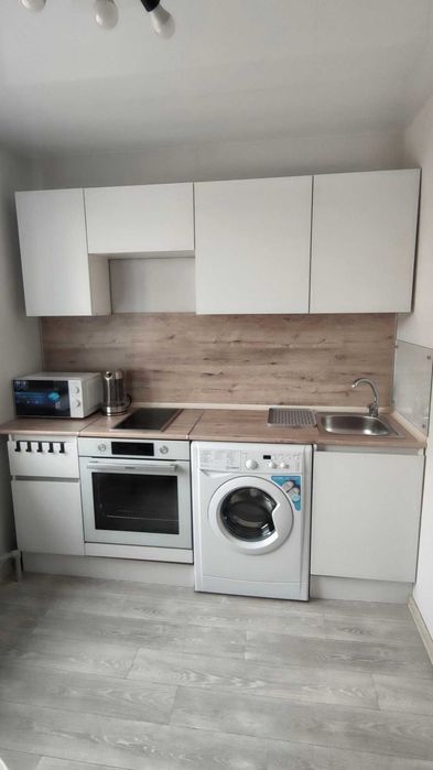 Сдается 1 комнатная Республики 38