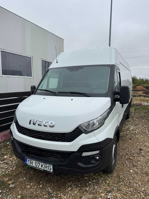 Iveco Daily Modelul extra lung, inmatriculat recent