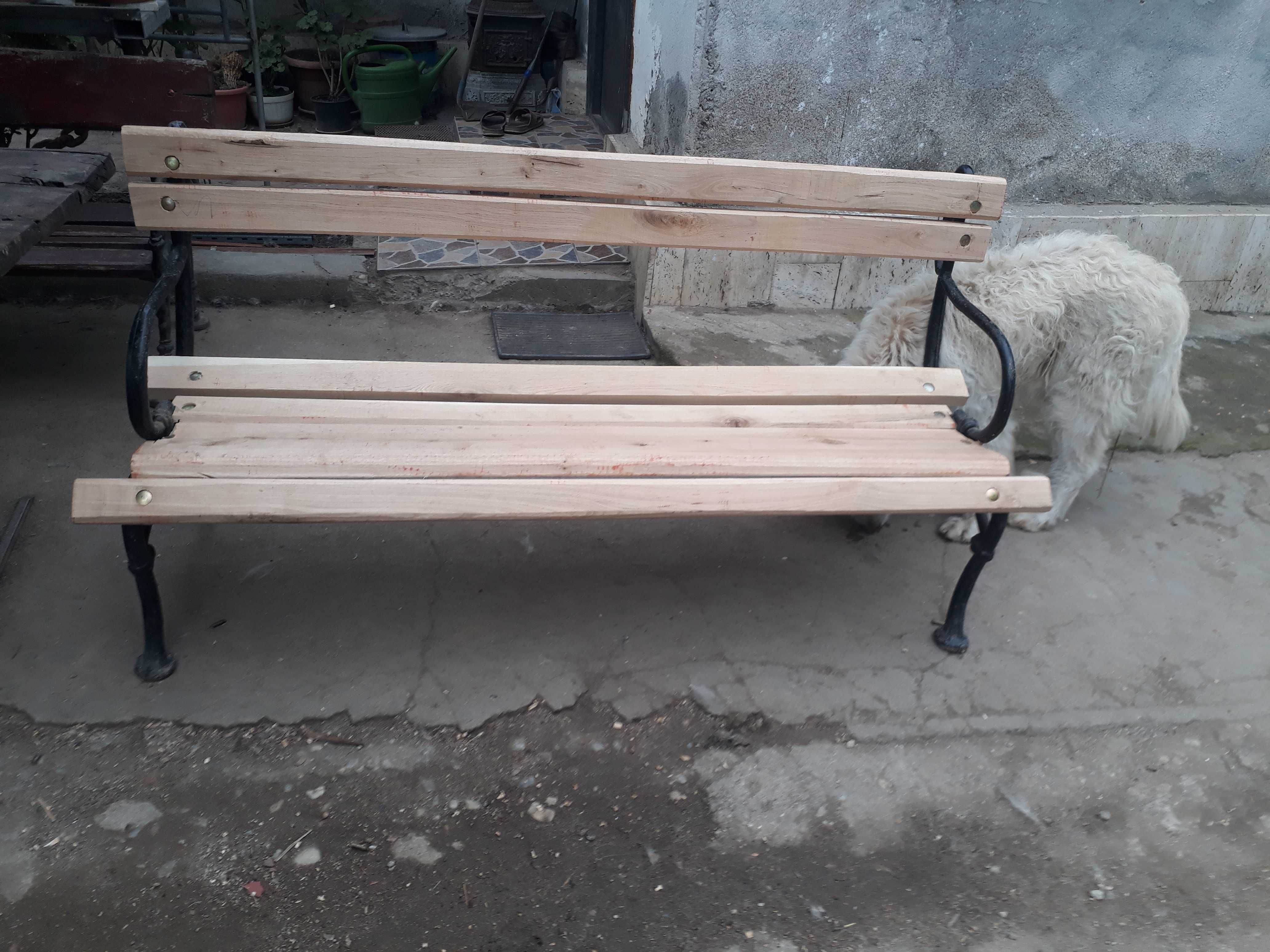 Vand banca din fier forjat