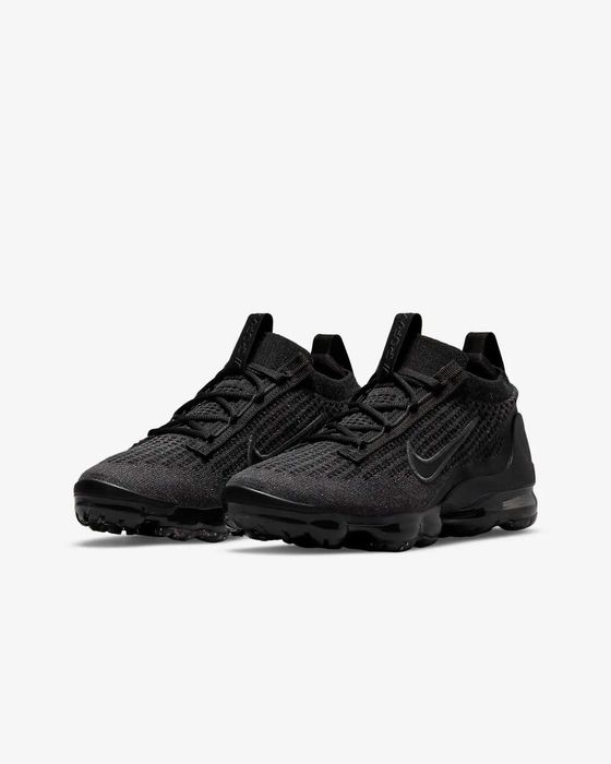 Обувки NIKE / VaporMax / BLACK FLYKNIT 2021 +КУТИЯ