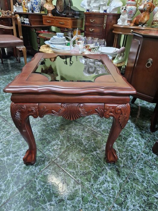 Уникална антикварна английска дървена маса Чипъндейл