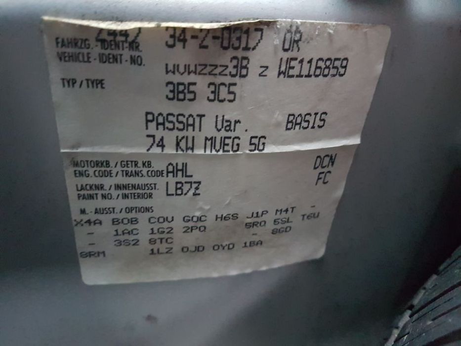 Cutie Viteze 5 Trepte Manuala VW Passat B5 1.6 AHL 100cp 1996 - 2000 COD : DCN