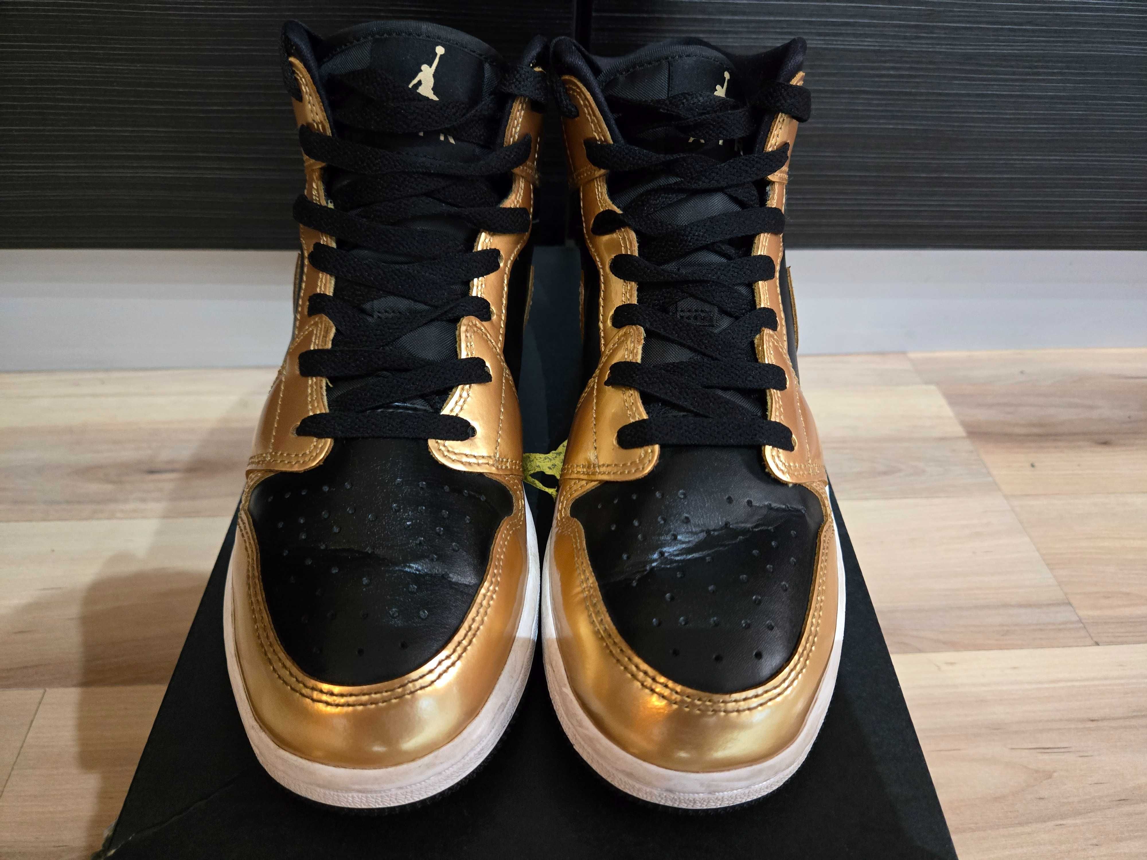 Маратонки Nike Air Jordan 1 / Перфектно състояние