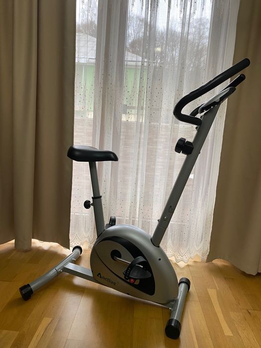 Bicicletă fitness / bicicletă statică Active – stare foarte bună