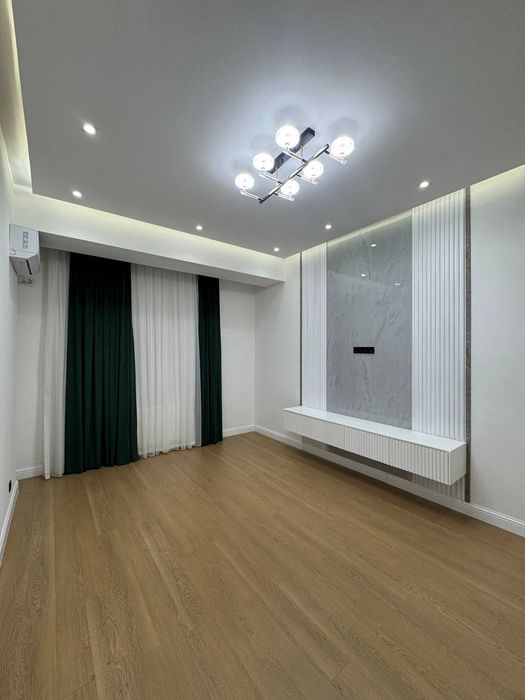 Срочно 5-ти ком 125 кв.м Самарканд Дарвоза Караташ Новостройка. Центр.